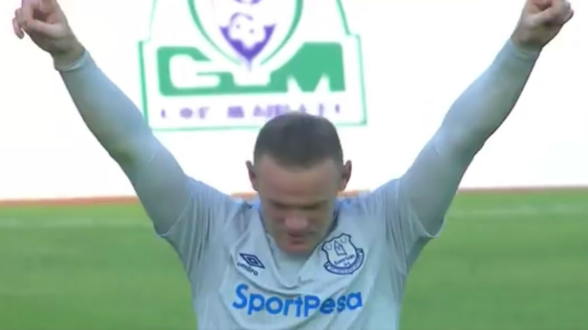 Primeiro gol de Rooney no retorno ao Everton revive mem&oacute;rias de 15 anos atr&aacute;s