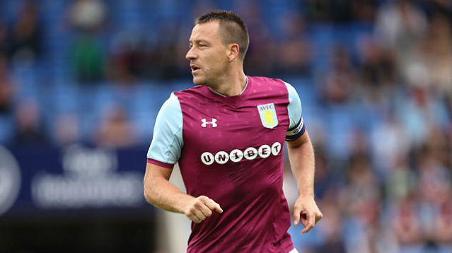 Para sempre capit&atilde;o: John Terry &eacute; confirmado como dono da bra&ccedil;adeira do Aston Villa
