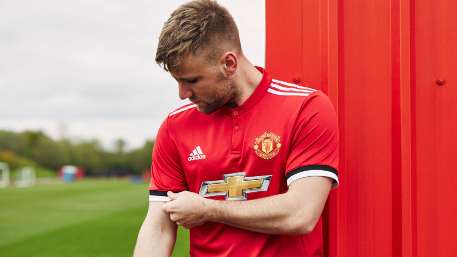 O Manchester United fez uma camisa simples e bonita para a pr&oacute;xima temporada