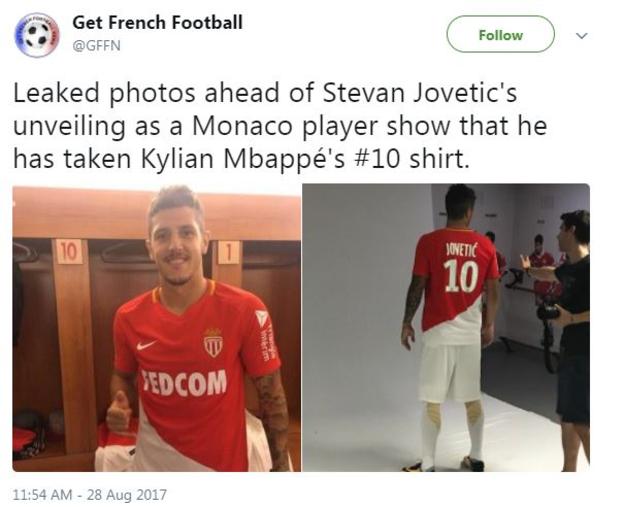 Jovetic posa para fotos com a camisa 10 do Monaco, em imagens que vazaram na internet (Foto: reprodu&ccedil;&atilde;o)