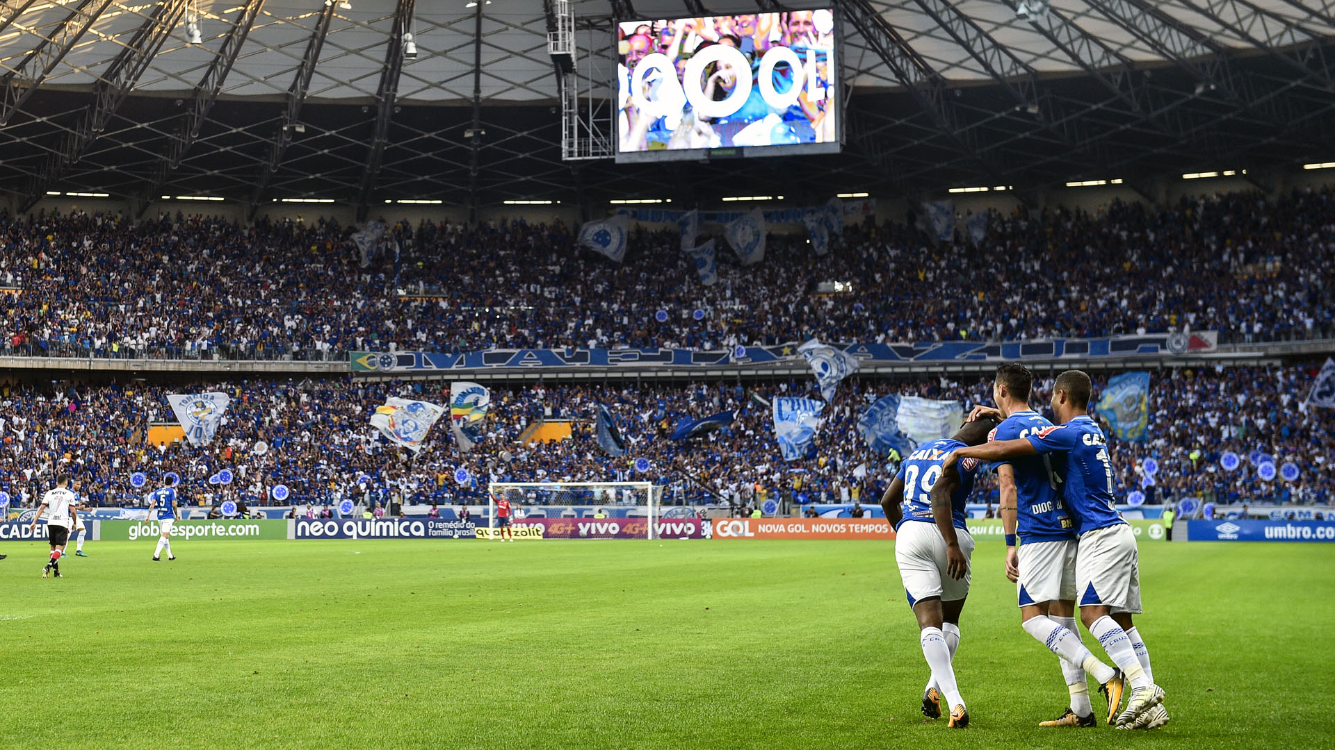Jogadores do Cruzeiro no Mineir&atilde;o (Photo by Pedro Vilela/Getty Images)