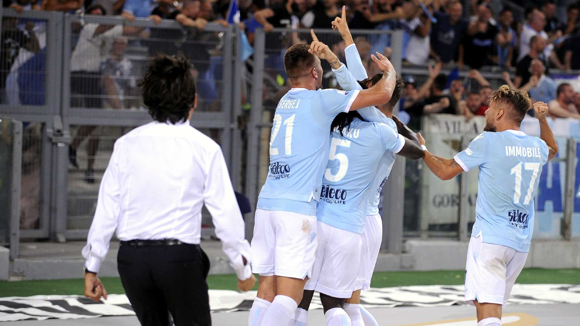 Dybala brilhou, mas Lazio de Immobile mostrou for&ccedil;a e arrancou a vit&oacute;ria nos acr&eacute;scimos