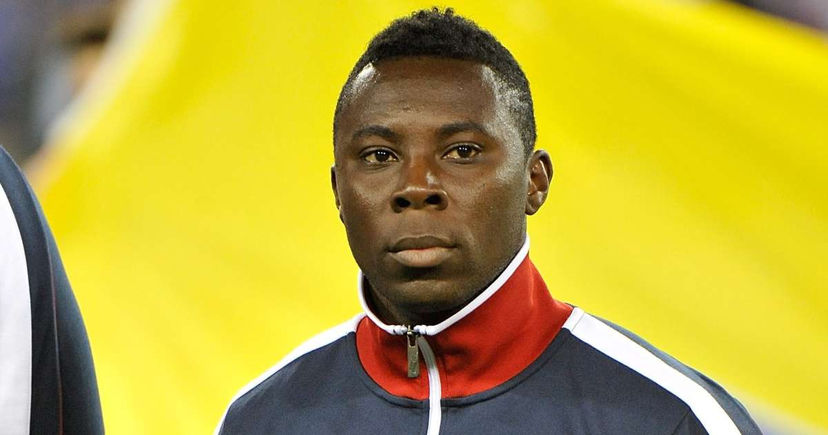 Adu ainda existe e ganha teste em clube polon&ecirc;s, mas nem o t&eacute;cnico o quer: &ldquo;&Eacute; uma piada&rdquo;
