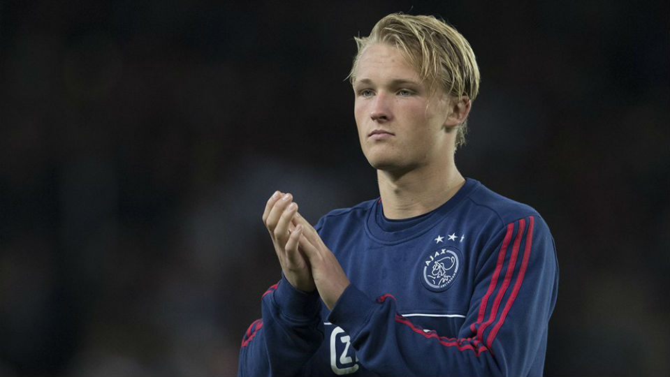 Ajax e Fenerbah&ccedil;e naufragaram, ampliando a hecatombe de holandeses e turcos na Liga Europa