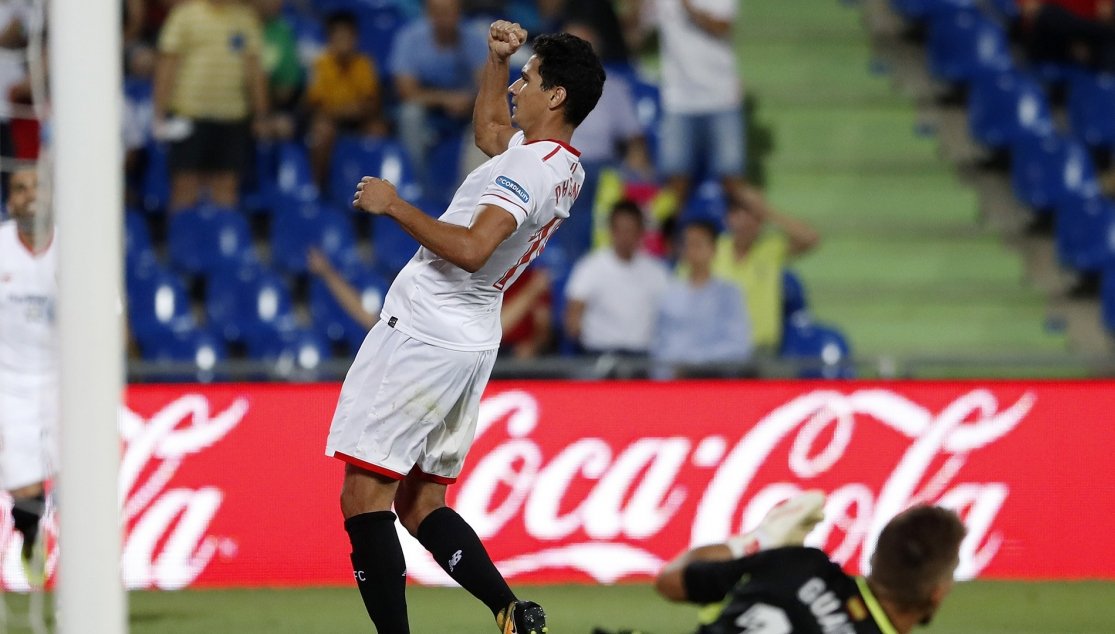 Ganso anotou um belo gol de calcanhar para garantir a primeira vit&oacute;ria do Sevilla no Espanhol