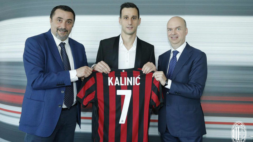 Kalinic recusou os milh&otilde;es da China em fevereiro para, agora, ser o camisa 7 do novo Milan