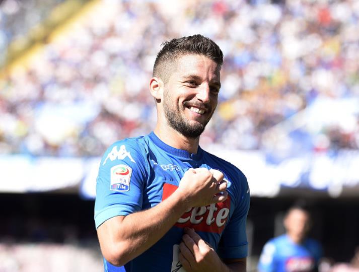Napoli cumpre tarefa sem piedade: 6 a 0 no Benevento