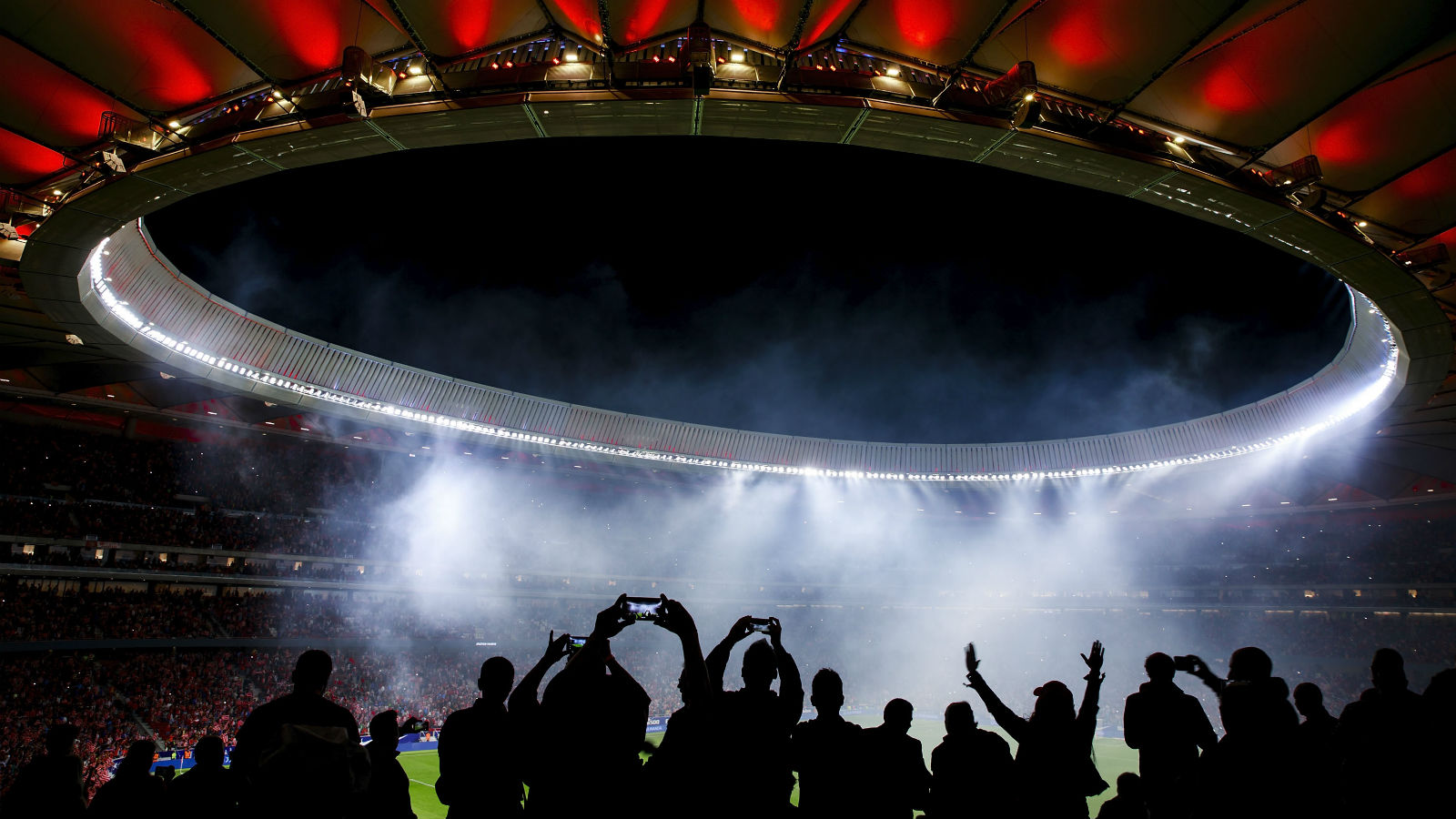 Emo&ccedil;&atilde;o traduzida em imagens: A inaugura&ccedil;&atilde;o do novo est&aacute;dio do Atleti sob diferentes &acirc;ngulos