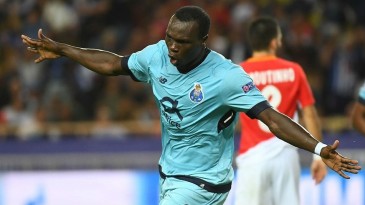 Com dois gols de dar nervoso, o Porto passou por cima do Monaco (na França)