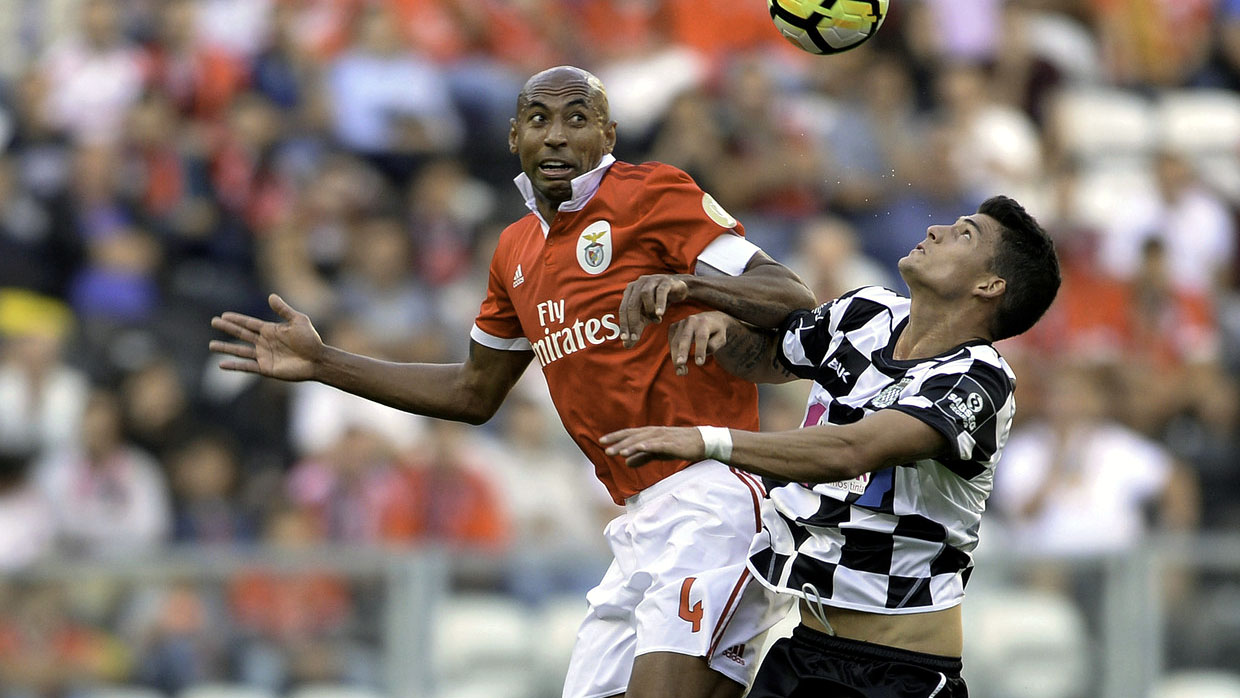 Campanha ruim e futebol fraco preocupam in&iacute;cio de temporada do Benfica