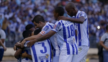 O CSA atravessou seu deserto para, diante de um mar de gente, desaguar na Série B