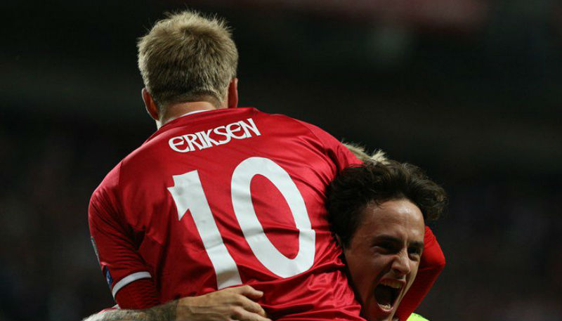 Eriksen colocou a Pol&ocirc;nia no bolso, em goleada que eleva o moral da Dinamarca