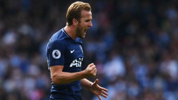 Huddersfield 0 x 4 Tottenham: a sede gols de Harry Kane é insaciável