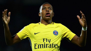Mbappé: “Virar um grande jogador tão rápido me fez perder muito da vida normal de adolescente”