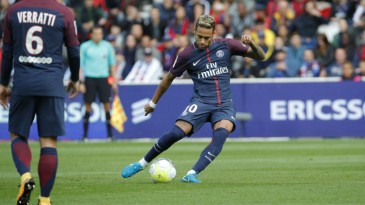 Bordeaux começava bem a temporada, até cruzar o caminho do PSG: 6 a 2