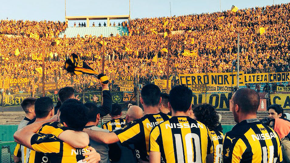 Ap&oacute;s tr&ecirc;s anos, o Pe&ntilde;arol voltou a ganhar o cl&aacute;ssico, e a festa de sua torcida foi do tamanho da espera