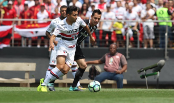 O São Paulo teve a postura que se pedia, em empate bem mais tragável ao Corinthians