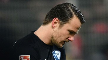 O goleiro do Bochum cometeu uma daquelas falhas que dão um pouco de pena