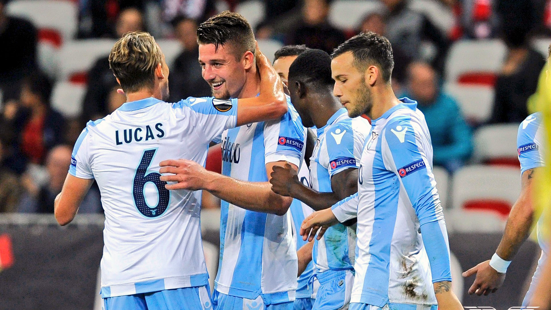 Nice de Sneijder e Balotelli n&atilde;o foi capaz de segurar a embalada Lazio de Milinkovic-Savic