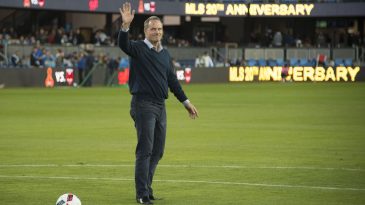 Wynalda quer mudar futebol nos EUA com acesso e rebaixamento e calendário europeu