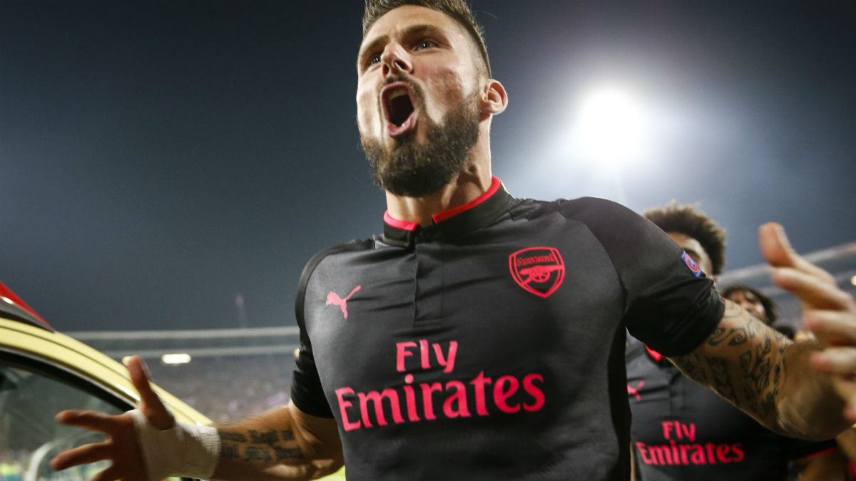 Um gola&ccedil;o daqueles que Giroud tira da cartola deu a vit&oacute;ria ao Arsenal na Liga Europa