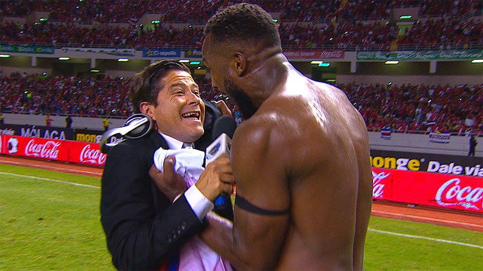 &Eacute; imposs&iacute;vel n&atilde;o se contagiar com a narra&ccedil;&atilde;o do gol que classificou a Costa Rica &agrave; Copa