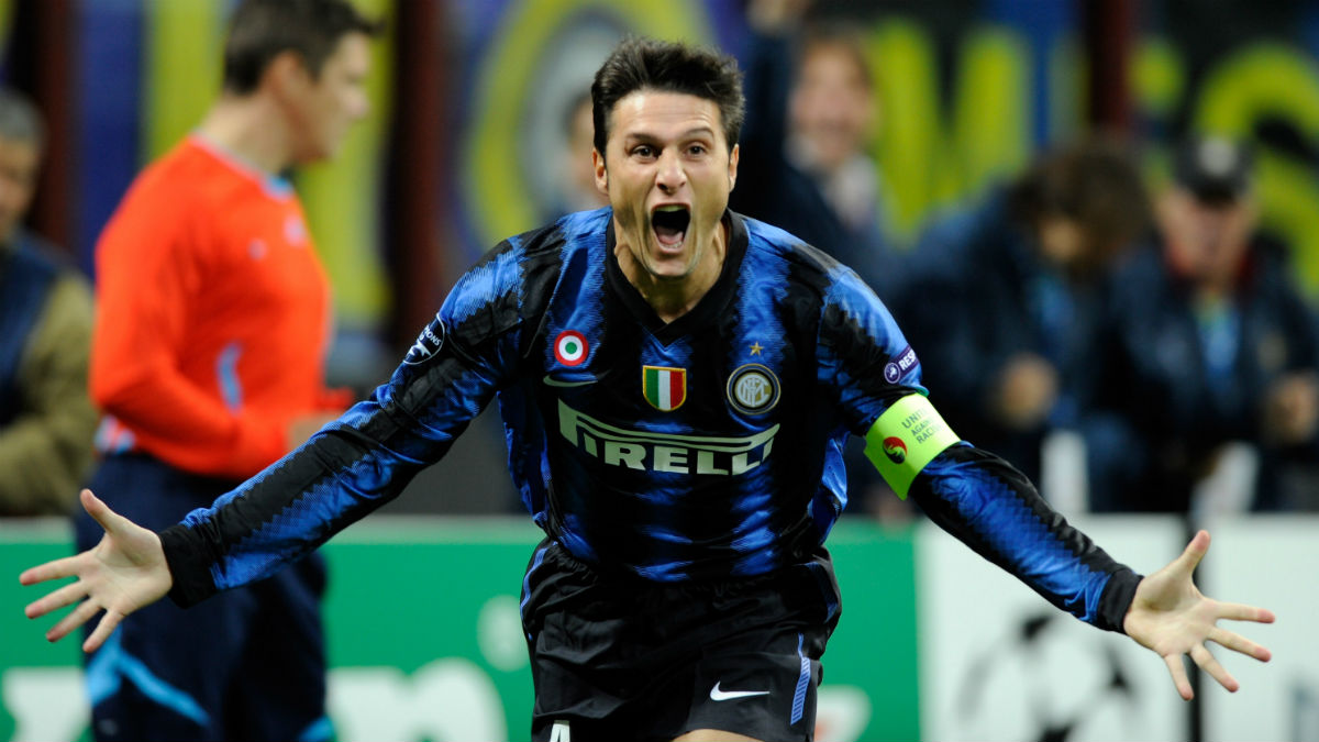 Na semana do d&eacute;rbi, Zanetti relembra os tr&ecirc;s melhores Inter x Milan dos quais participou