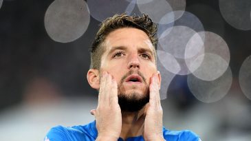 Mertens brinca com valor da sua cláusula de rescisão: “Sou uma barganha de €28 milhões”