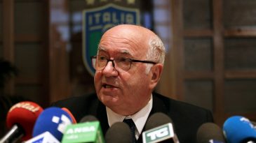 Saída de Tavecchio da Federação Italiana expõe caos na escolha de Ventura e acusação de assédio sexual