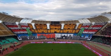 Depois de 20 anos, o clássico entre Bari e Foggia ressurgiu no Italiano, e com grande festa