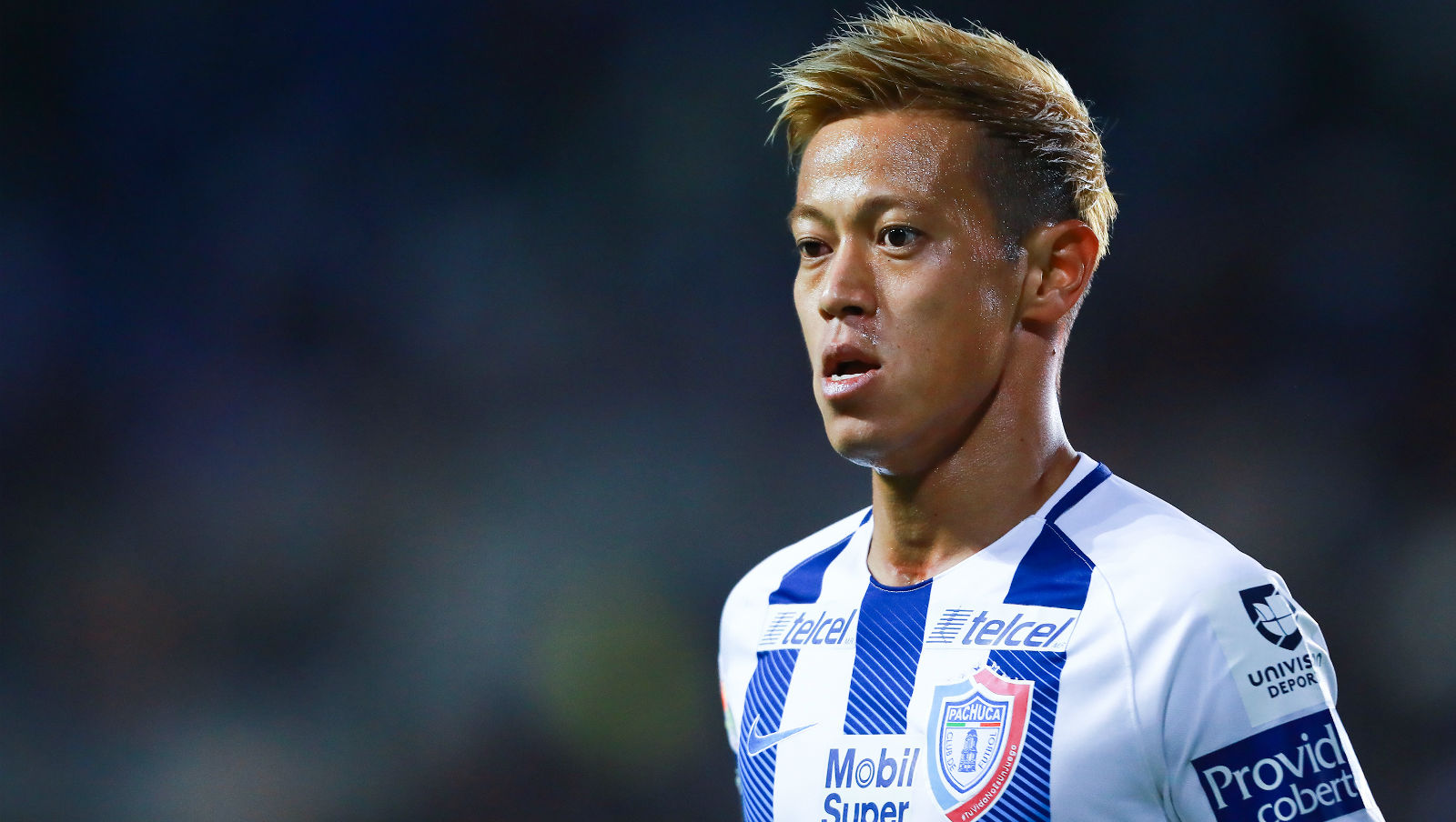 Keisuke Honda anotou &ldquo;gola&ccedil;o maradoniano&rdquo; e se destaca na empreitada pelo M&eacute;xico