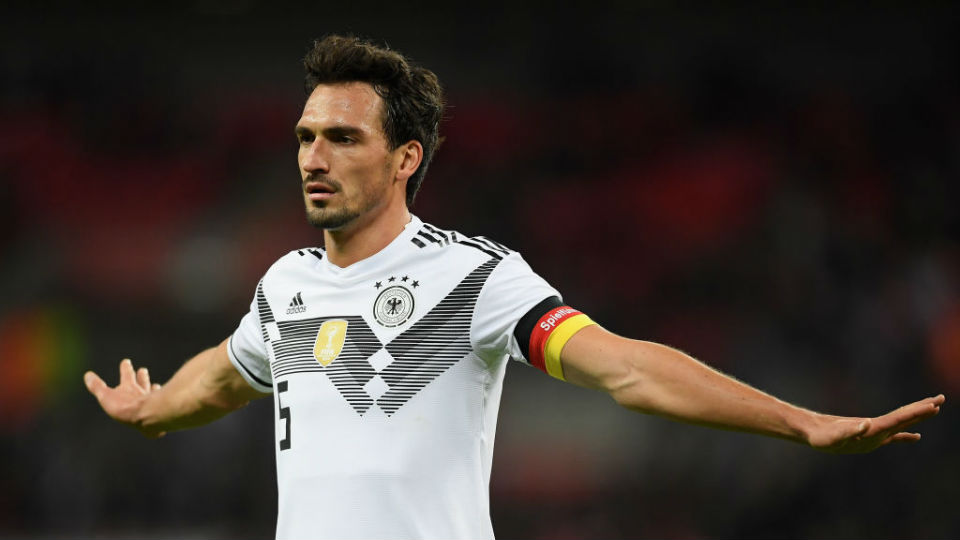 Entre a irrita&ccedil;&atilde;o e a tristeza, trio da sele&ccedil;&atilde;o alem&atilde; manifesta a insatisfa&ccedil;&atilde;o com o adeus imposto por L&ouml;w