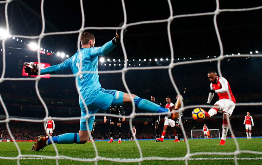 United supera Arsenal gra&ccedil;as a De Gea &ndash; e aos contragolpes