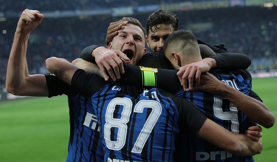 A Inter virou l&iacute;der do Campeonato Italiano em grande estilo
