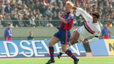 H&aacute; 30 anos, a Ferrari do S&atilde;o Paulo despeda&ccedil;ou os sonhos do Barcelona no Mundial de 1992