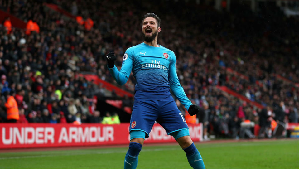 O gol de Giroud no fim evitou a derrota, mas n&atilde;o o trope&ccedil;o do Arsenal contra o Southampton