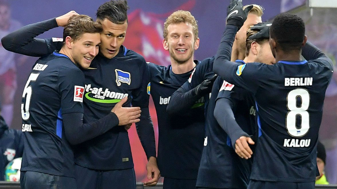 &Uacute;ltimo domingo de Bundesliga no ano foi insano, com 13 gols em duas partidas