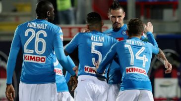 Mais um gol de Hamsik garante ao Napoli o topo do primeiro turno do Campeonato Italiano