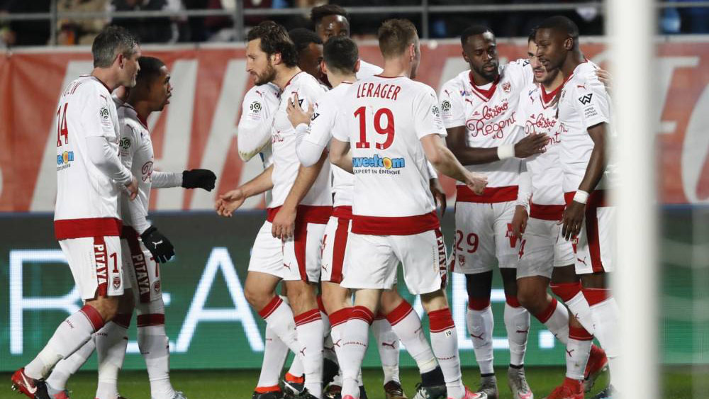 Especulado no Arsenal, Malcom decide para o Bordeaux com grande jogada e assist&ecirc;ncia