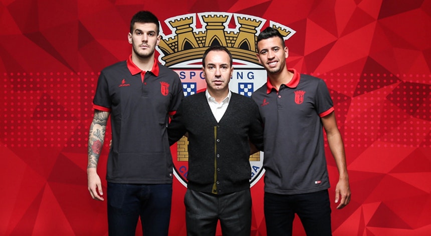 Braga inovou para apresentar duas contrata&ccedil;&otilde;es: usou o Tinder