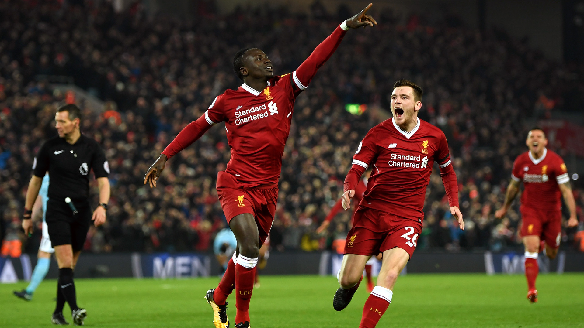 Trio de ataque infernal faz Liverpool derrubar invencibilidade do Manchester City em joga&ccedil;o