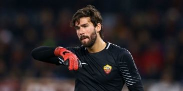 Sampdoria vence Roma, mas Alisson e Viviano empatam no duelo de goleiros
