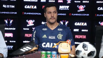 Último ato de Júlio César no Flamengo será um gesto de gratidão mútua