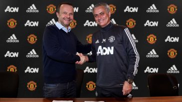 Mourinho renova com o United: “Contente por sentirem que sou o técnico certo”