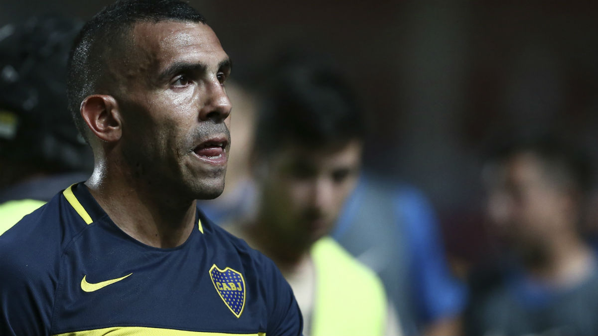Tevez extrapola o personagem e esbanja desrespeito ao admitir que &ldquo;tirou f&eacute;rias&rdquo; na China