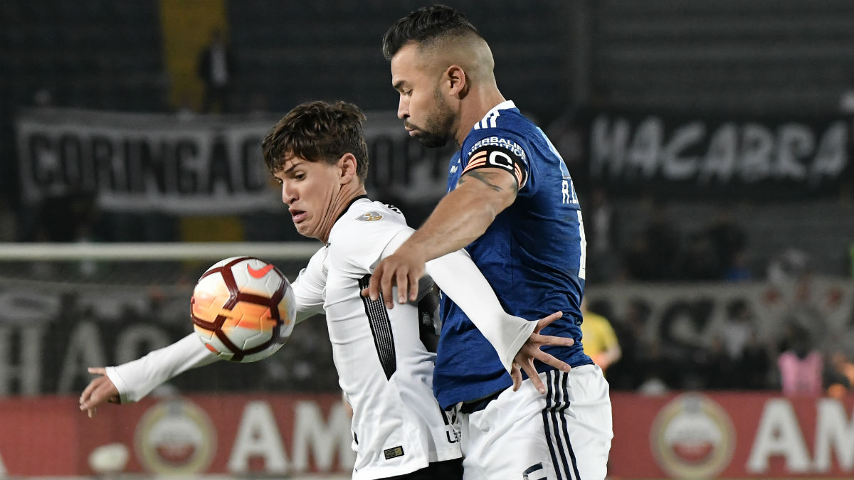 Pouca coisa aconteceu na Col&ocirc;mbia, o que acabou sendo bom para o Corinthians