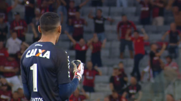 Nove gols, quatro viradas e a noite alucinante que nenhum torcedor do Furacão esquecerá