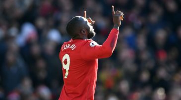 Iluminado por Lukaku, o United buscou uma virada enorme peso contra o Chelsea