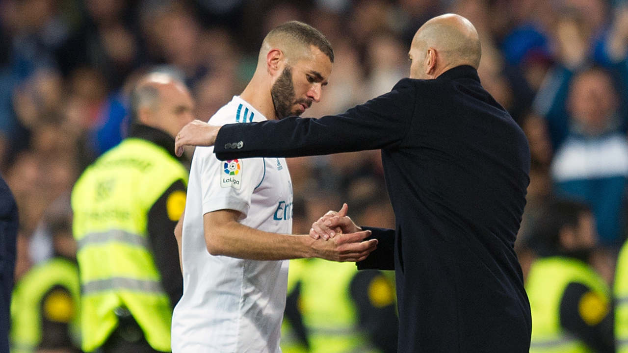 Zidane: &ldquo;As pessoas que conhecem futebol sabem que Benzema &eacute; bom&rdquo;