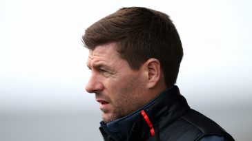 Gerrard sobre a Copa: “Como torcedor, vou saborear poder tomar uma cerveja e aproveitar”